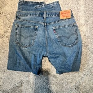 Levi's Relaxed Fit Distressed Blue Jeans 33x30